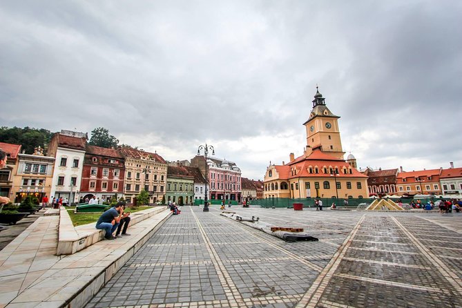 Guided visit in Spanish to the medieval center of Brasov (native Spanish guide). - What the Spanish guide adds
