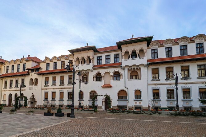 Half-Day Private Food and Wine Walking Tour Oradea Romania - Piaţa9 finishes with local pastry