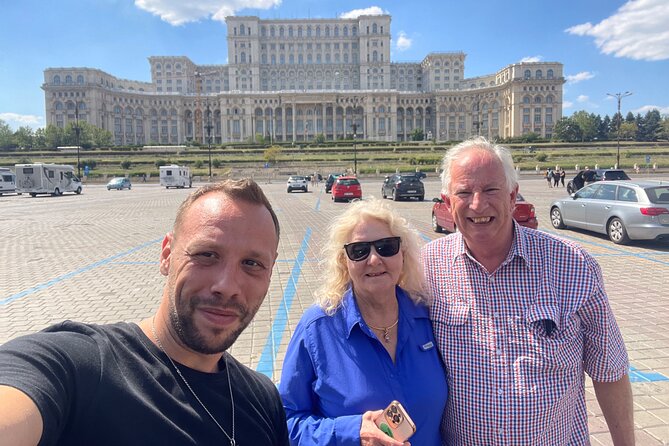 Highlights of Bucharest 4h private Tour - Palace of Parliament: size with a difficult story