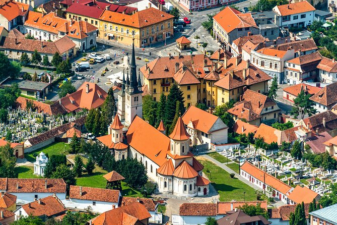 Hike&City Private tour- Cultural tour of Brasov follow by Hiking Tampa Mountain - Starting from Piața Sfatului at 8:30 am