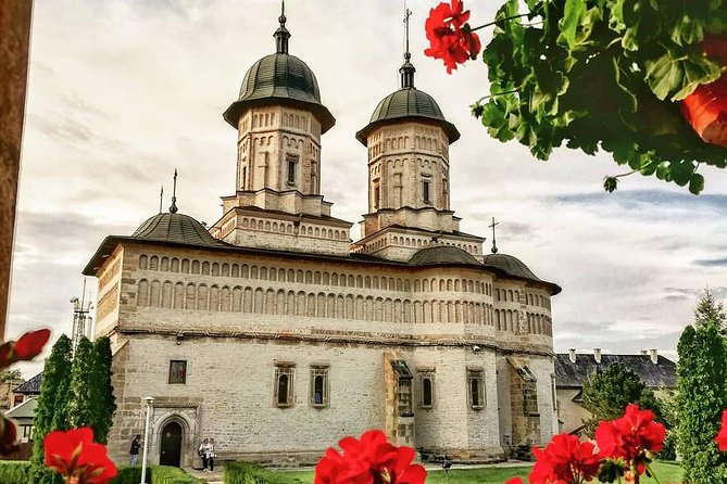 Iasi City Tour - Cetatuia Monastery and the final stretch