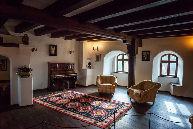 Legends&Wildlife Awaits: Dracula's Castle & Bear Sanctuary - Libearty Bear Sanctuary: a better story than a photo stop