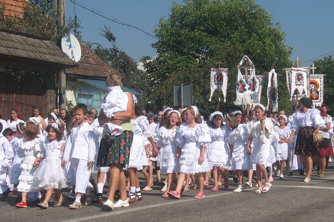 Maramures Day Tour (trip start in Bucovina, end in Sighetu M.) - Why this route works as a one-way journey