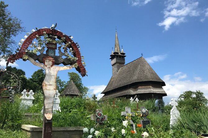 Maramures Day Tour (trip start in Bucovina, end in Sighetu M.) - Mestecanis Pass and the first Carpathian views
