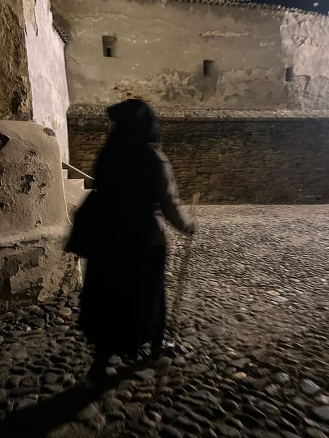 Medias: Nocturnal Macabre Tour with Doctor Plague - Meeting Doctor Plague at Saint Margaret’s gates