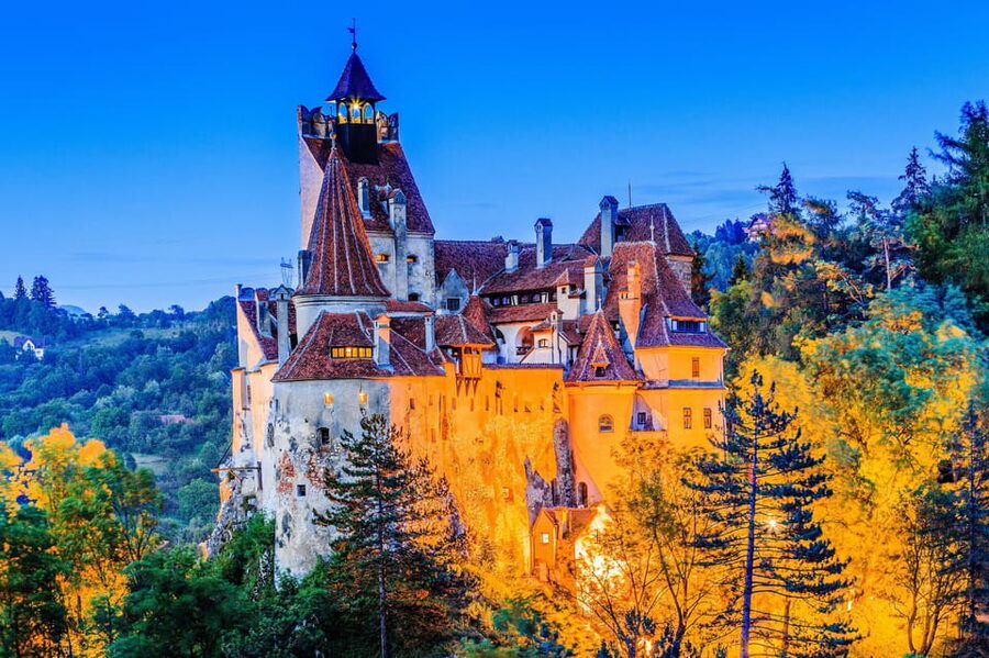 Minivan 8: Peles & Dracula's Castle and Brasov Full-Day Trip - Why this Bucharest day trip works