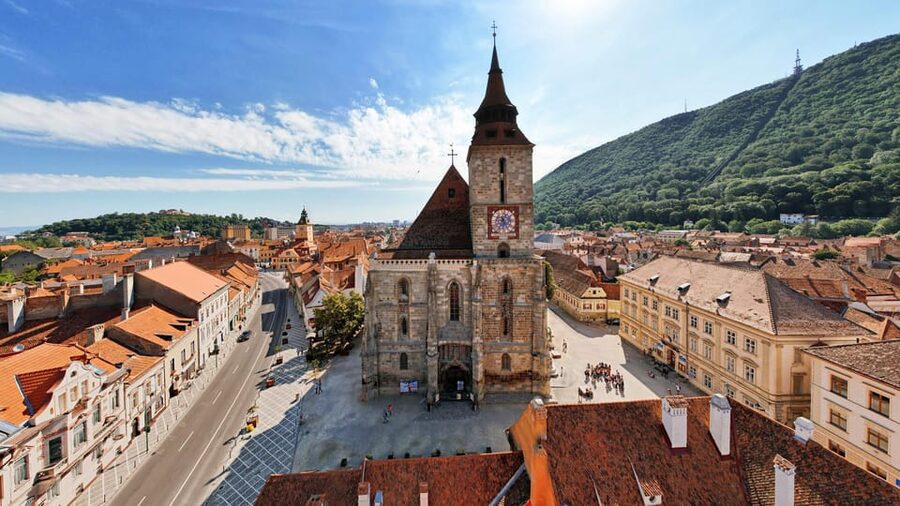 Minivan 8: Peles & Dracula's Castle and Brasov Full-Day Trip - Timing, traffic, and the real cost of the day