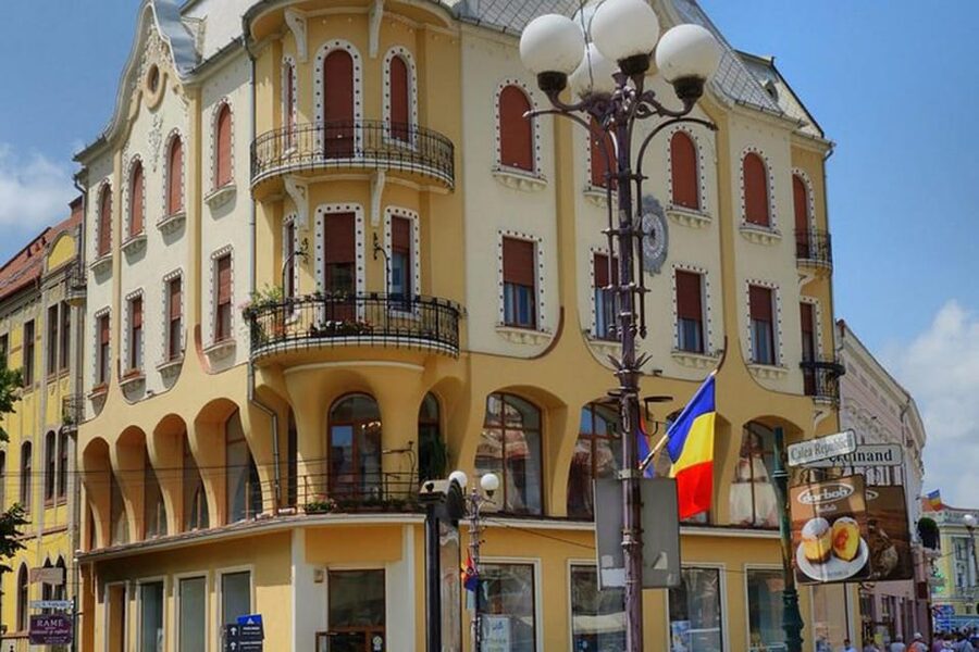 Oradea city tour - Regina Maria Theatre and the Iosif Vulcan company