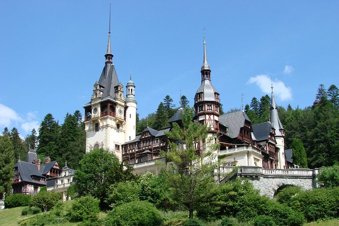 Peles and Cantacuzino Castles Small Group Day Tour from Brasov - Sinaia Monastery: a calm pause between castles