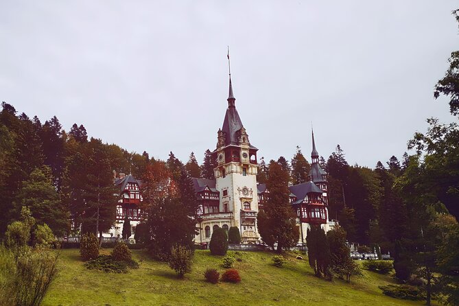 Peles Castle, Bran Castle & Rasnov Fort. Private Tour from Brasov - Rasnov Fortress: views and stories during restoration