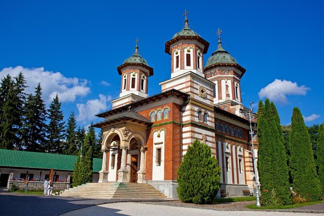 Peles Castle, Bran Castle, Rasnov Fortress and Sinaia Monastery Tour from Brasov - The day at a glance