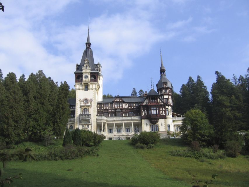 Peles, Dracula's Castles & Brasov: Private Day Trip & Pickup - The two-hour run to Sinaia and Peleș Castle