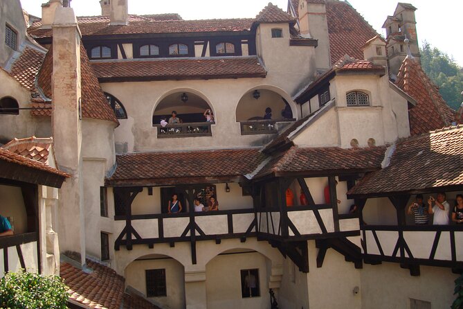 Premium 8-Day Private Culinary Vacation in Romania - Peleş Castle is a worthwhile optional extension