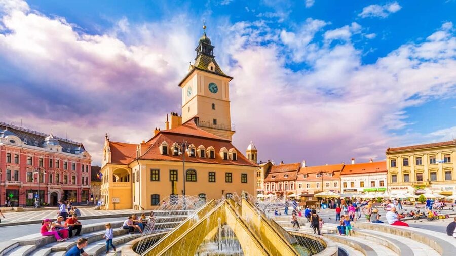PREMIUM TOUR (6 Pax) Bucharest, Peles&Bran Castles & Brasov - Why this Bucharest day trip works