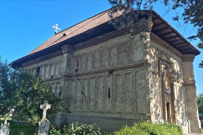 Princely Court of Târgoviște and Curtea de Argeș Monastery - The Road Time Is Part of the Experience