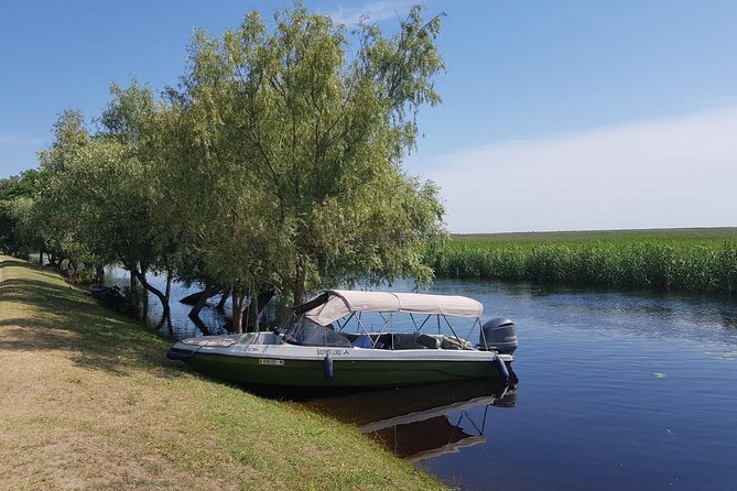 PRIVATE 4-5h speedboat tour to the village Mila23 - Why Mila 23 is worth the boat ride