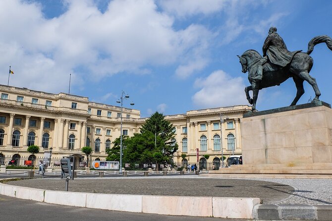 Private Car and Walking Tour in City Center Bucharest - Triumph Arch and the Communist-Era Press House