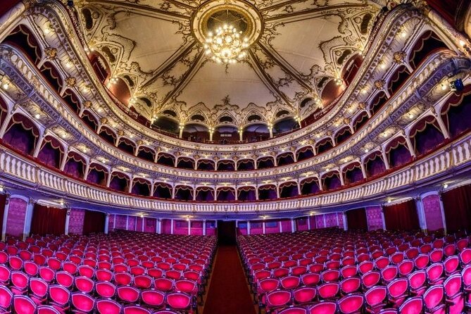 Private city tour in Cluj-Napoca - Museum Square, where the city’s layers come together