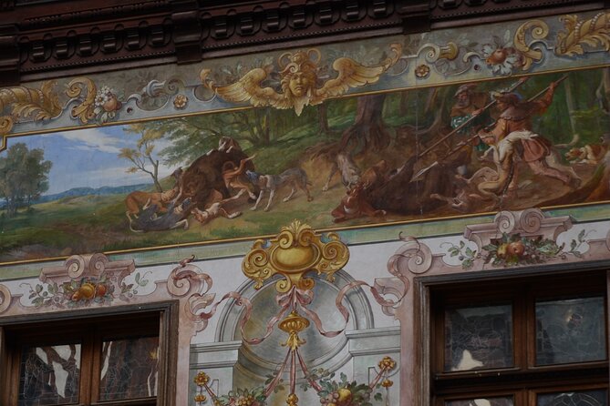Private Day Tour: Dracula's Castle and Peles Castle - The guides are a major part of the value