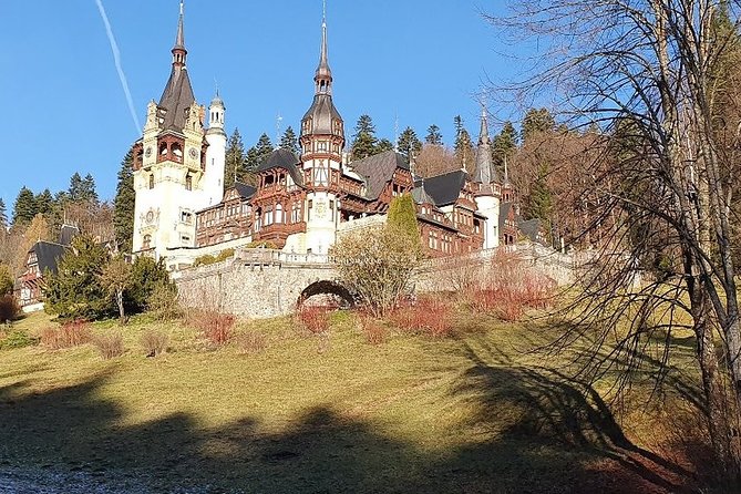Private Day Tour from Brasov to Rasnov Fortress - Driving, timing, and the weekend problem