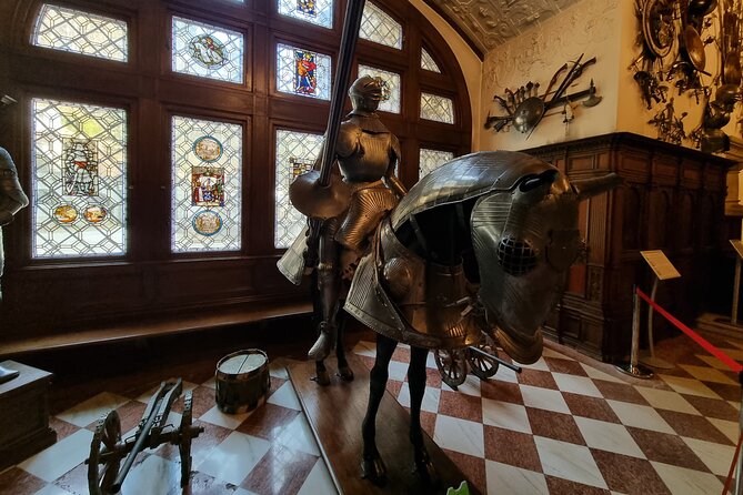Private Day Trip from Bucharest: Dracula’s Castle, Peles & Brasov - Who should book this experience?