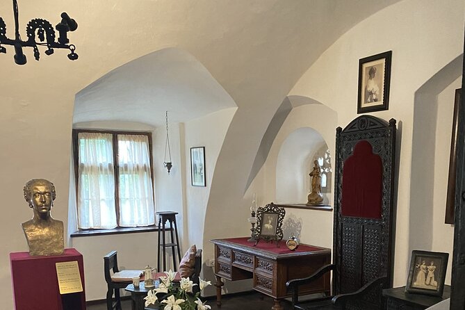 Private Day Trip to Peles Palace, Dracula's Castle and Brasov - Bran Castle and the Dracula story