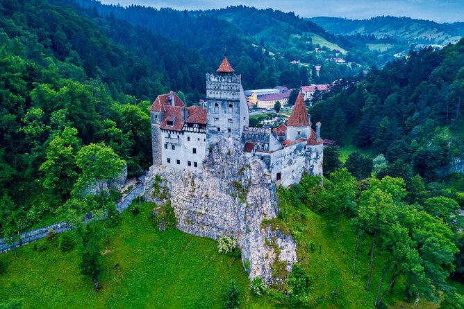 Private Full-day Dracula Castle and Brasov Tour from Bucharest - Brasov and the Black Church