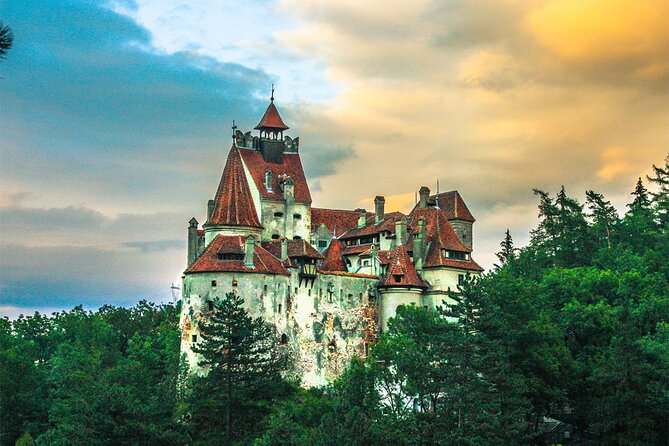 Private Guided Tour of Peles Castle and Bran Castle from Bucharest - Bran Castle and the Dracula Connection
