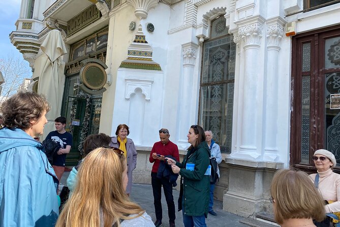 Private guided tour to Craiova - The university and the former Palace of Justice