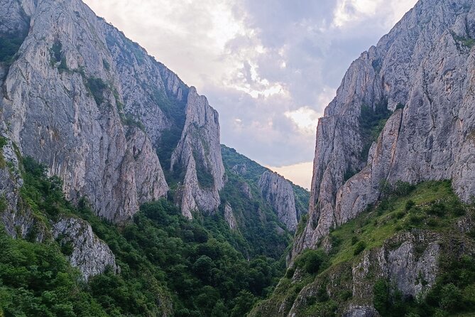 Private Hiking OR Climbing Experience in beaufitul gorges - Key points before you book