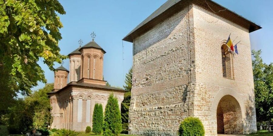 Private Tour from Bucharest to Dracula's tomb and Mogosoaia - Key points to know before you book