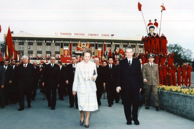 Private Tour -The Last Day of Nicolae Ceaușescu in a Romanian Car - The long road toward Pitesti and Targoviste
