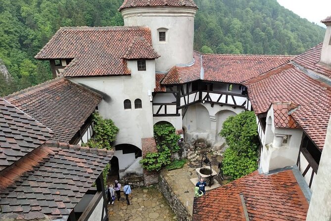 Private Tour to Dracula's Castle, Brașov City & Peleș Castle - Bran Castle and the Dracula connection