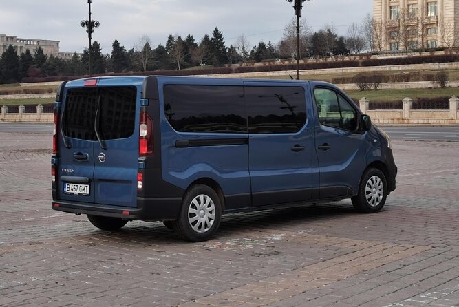 Private transfer Bucharest Henri Coanda Airport - The driver and vehicle experience