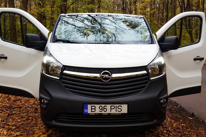 Private Transfer from Giurgiu Port to Bucharest - Choosing the right vehicle for your group