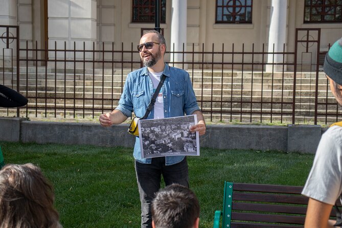 Private Walking Tour: Essential Bucharest + Hidden Gems - Piața Națiunile Unite: a short bridge between city centers