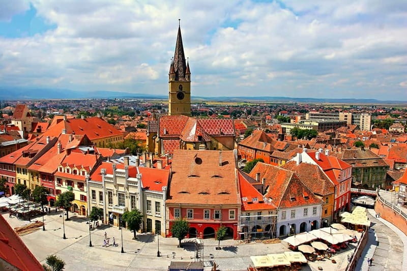 SB13 - Sibiu: Private Day Trip to Transylvanian Villages - Orlat: a first look at village life
