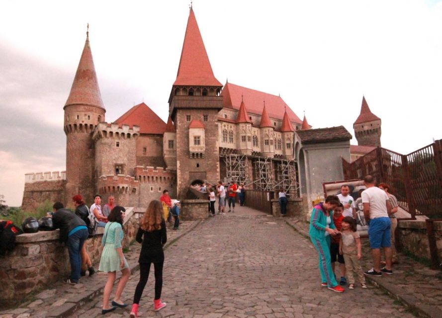 Sibiu: Alba Iulia and Corvin Castle Guided Tour - Why combine Corvin Castle and Alba Iulia?