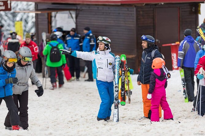 Ski & snowboard lessons on Poiana Brasov- Full Private day tour from Brasov - When ability levels do not match