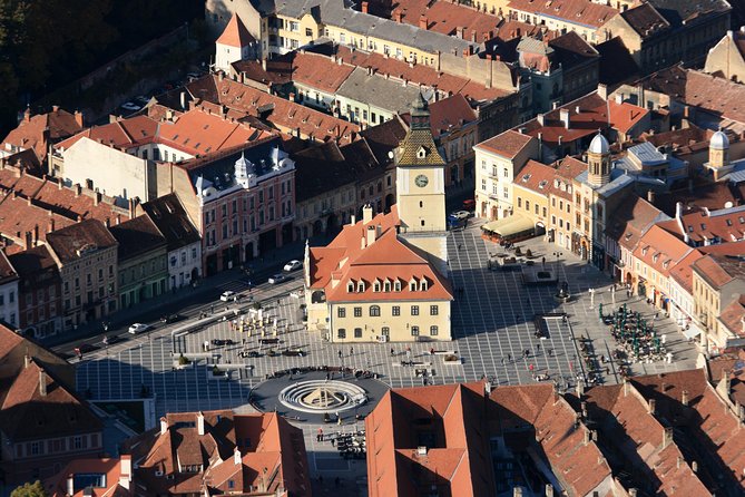 Small-Group Day Trip to Dracula's Castle, Brasov and Peles Castle - Bran Castle: atmosphere, crowds, and the Dracula connection