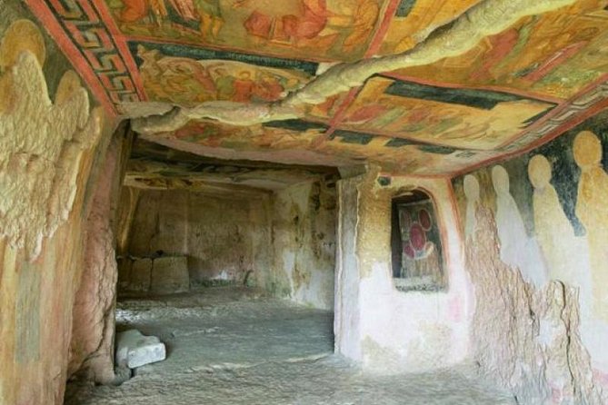 Small-Group Day Trip to North Bulgaria - A short walk through Arbanasi