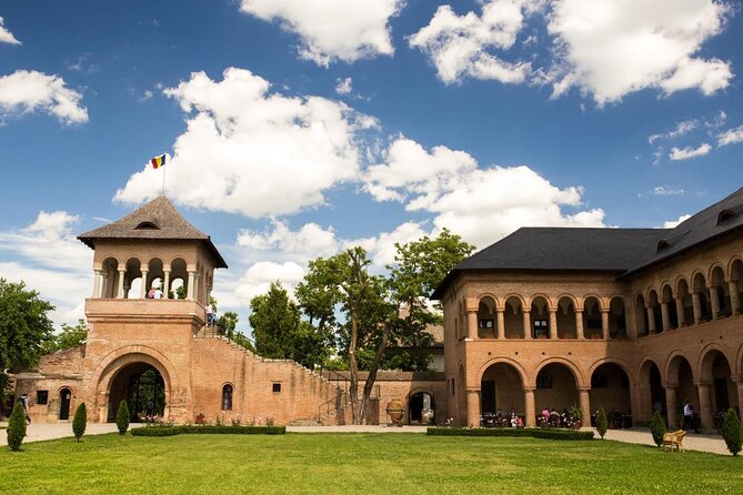 Small Group Tour to Mogosoaia Palace and Snagov Monastery - Key Things to Know Before You Go