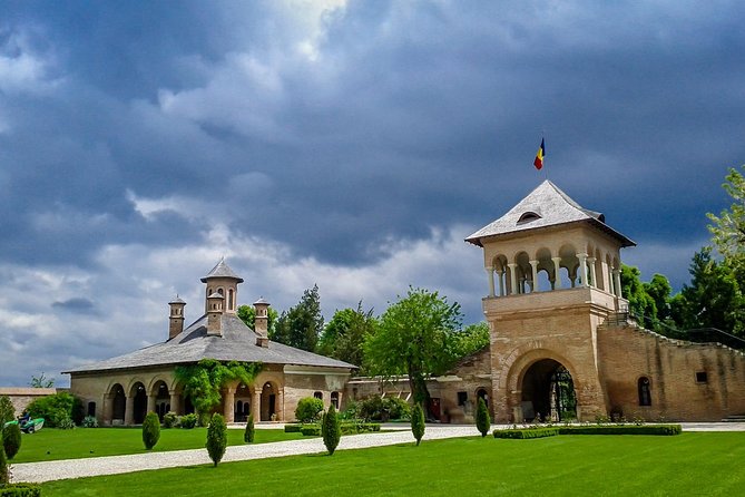 Small Group Tour to Mogosoaia Palace and Snagov Monastery - Caldarusani Monastery and a Changeable Route