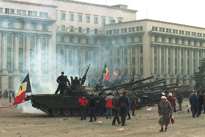 The Real tour of Communism - Revolution Square and the final days of Ceaușescu