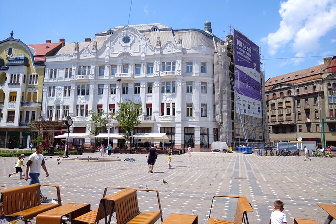 Timisoara Downtown Dream Tour - Piața Libertății and the story of change