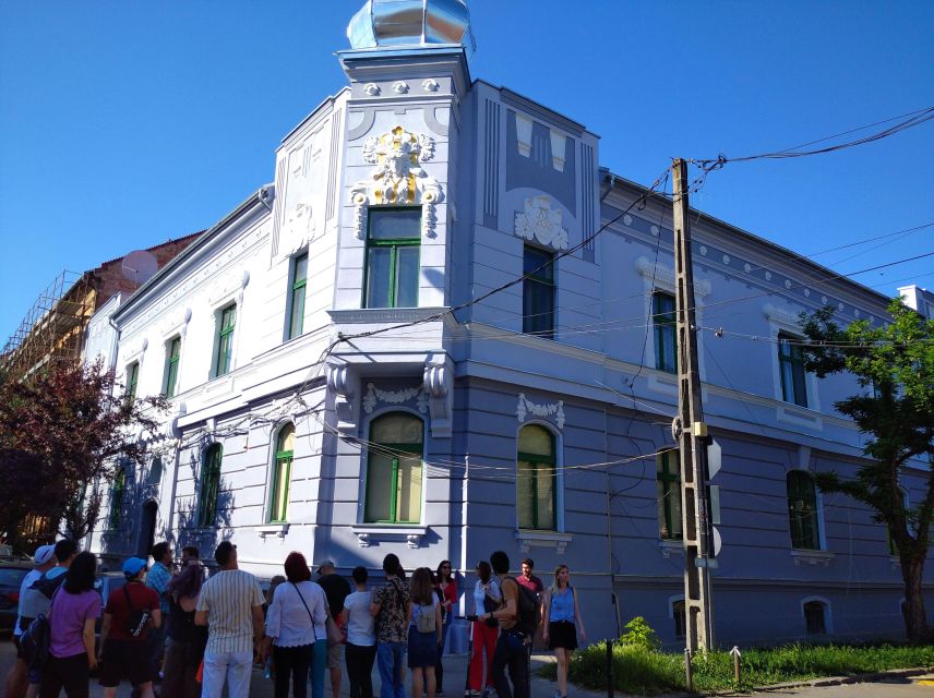 Timisoara Dream Tour in Elisabetin Neighborhood - Piața Sfânta Maria and the beginning of the 1989 Revolution