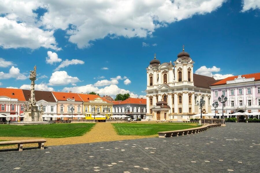 Timișoara Highlights - Walking Tour - Liberty Square and the Ottoman chapter