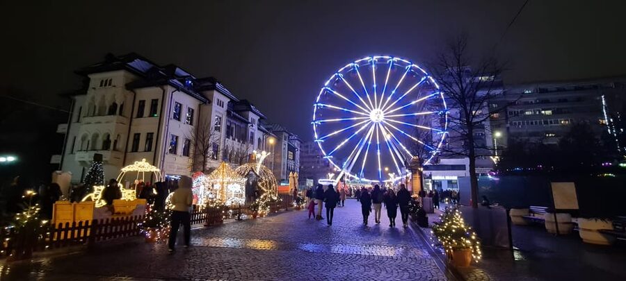 Tour guide in Iasi, Romania - Beginning In Union Square With A Clear Starting Point