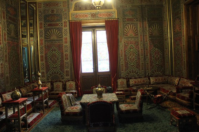 Tour of the 3 Castles: Bran, Rasnov and Peles in Spanish (native Spanish guide). - The guide makes the difference