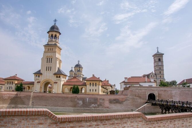Tour to Corvin Castle in Hunedoara & Alba Iulia - What the $108.37 price really covers